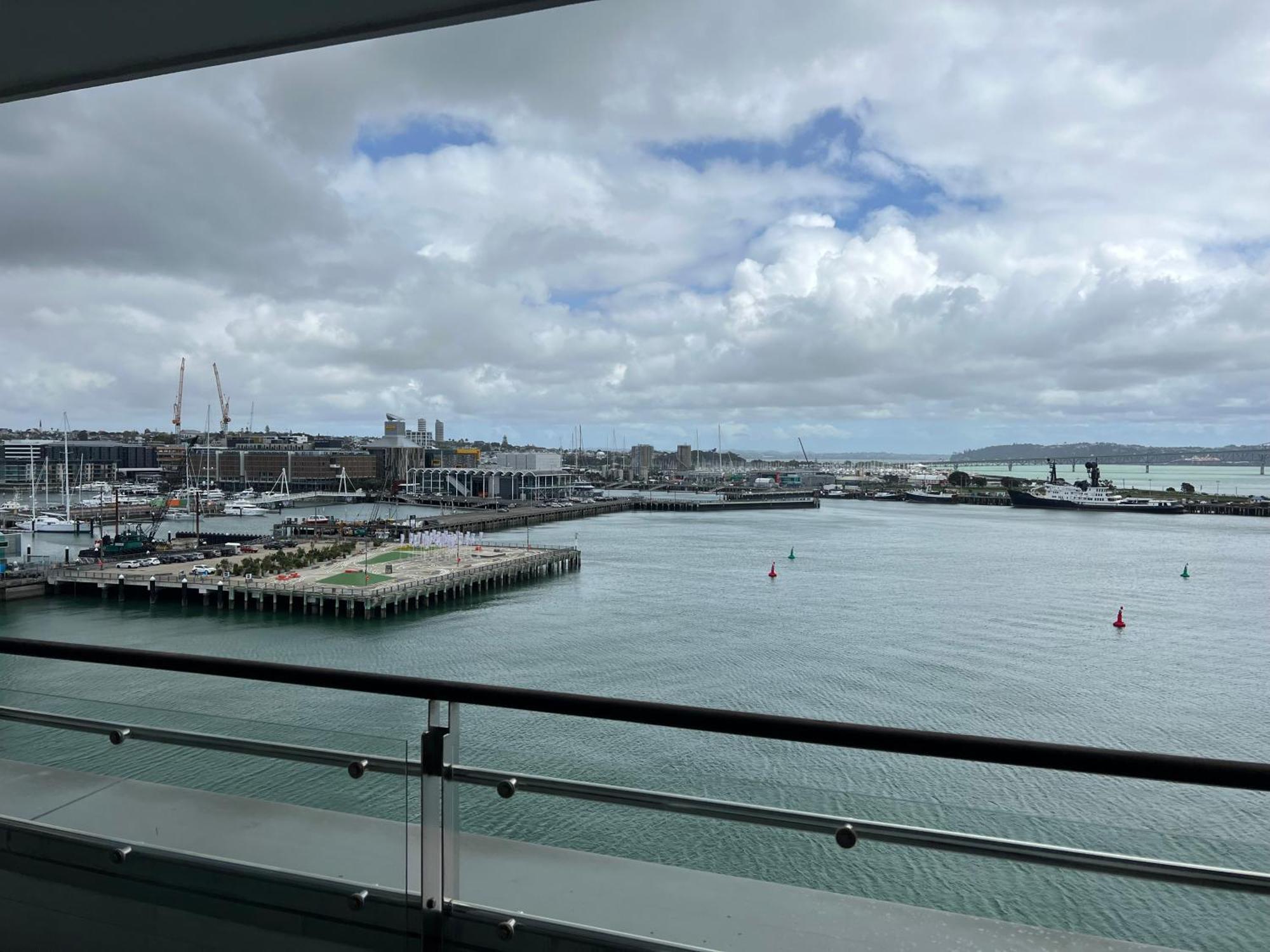 Waterfront Seaview Hotel Apartment - Same Building Block As Auckland Hilton Eksteriør bilde