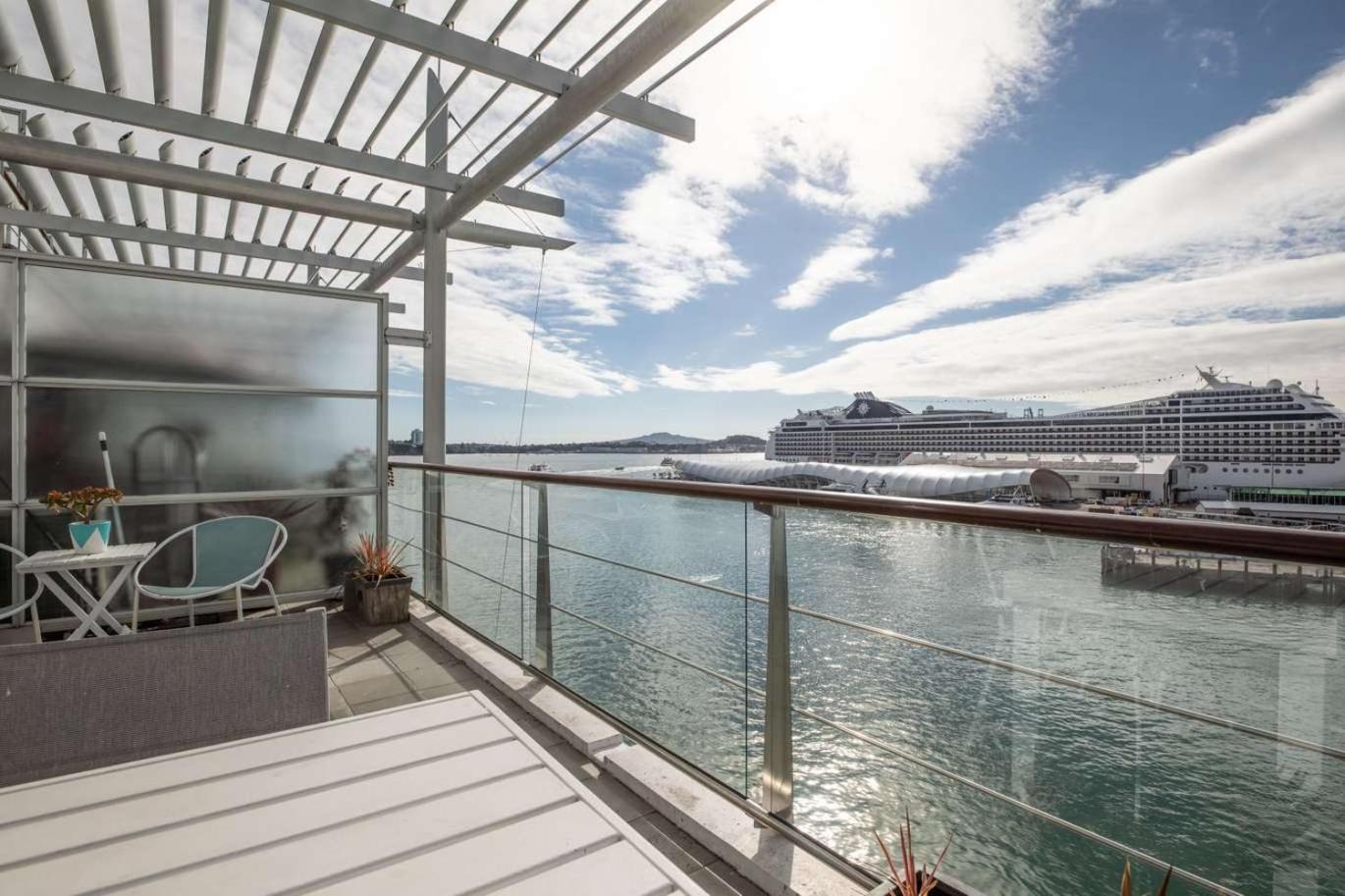 Waterfront Seaview Hotel Apartment - Same Building Block As Auckland Hilton Eksteriør bilde