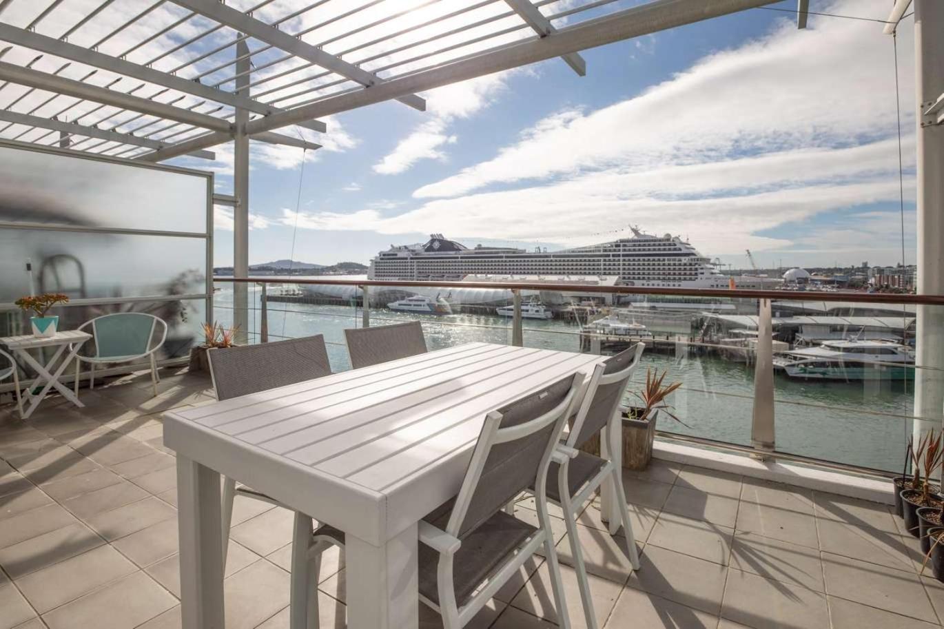 Waterfront Seaview Hotel Apartment - Same Building Block As Auckland Hilton Eksteriør bilde